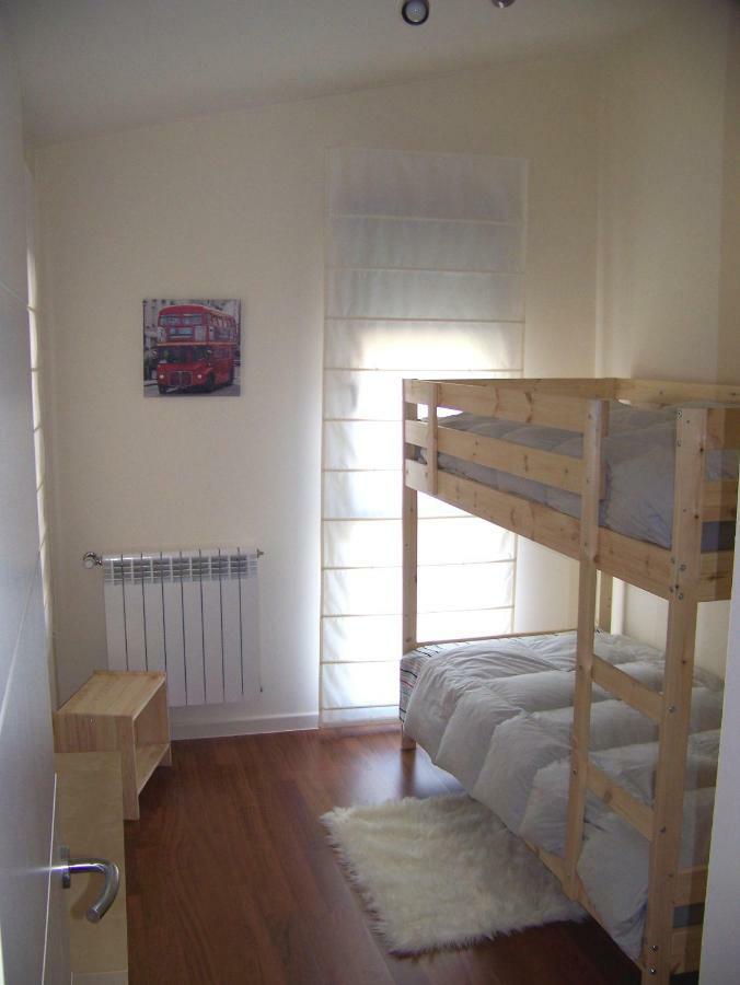 Duplex 3 Dormitorios Sabiñánigo المظهر الخارجي الصورة